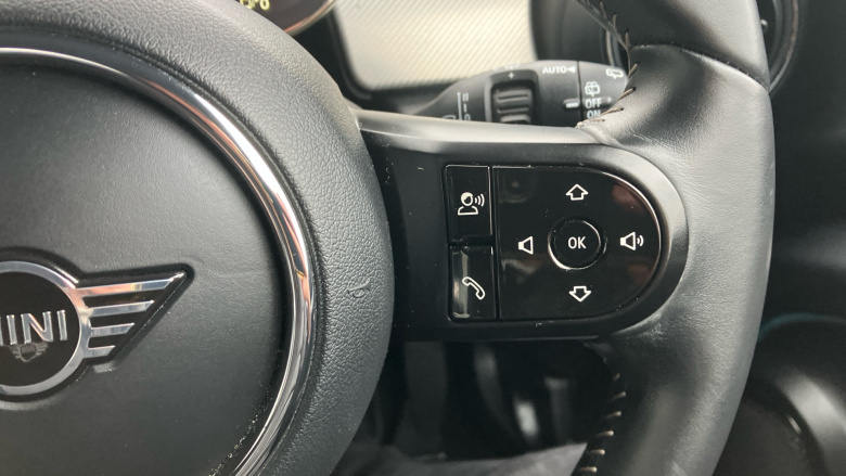 MINI Hatchback 1.5 Cooper Exclusive 3dr Auto Petrol Hatchback